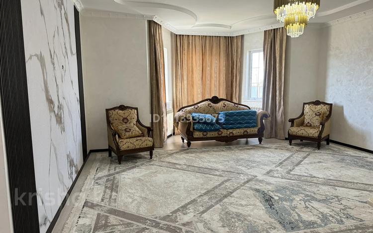 Отдельный дом · 4 комнаты · 150 м² · 8 сот., мкр Байтак-2, 25 15 — Водниково 25, на пересечении 1 улицы за 23 млн ₸ в Атырау — фото 2