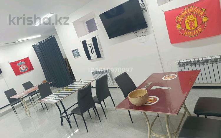 Магазины и бутики · 200 м² за 10 млн ₸ в Актобе, мкр. Алтын орда — фото 3