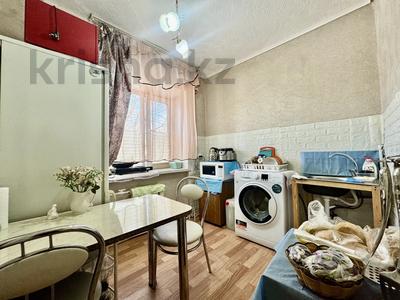 1-комнатная квартира · 36 м² · 2/2 этаж, мкр Михайловка , Западная 93 за ~ 11.5 млн 〒 в Караганде, Казыбек би р-н