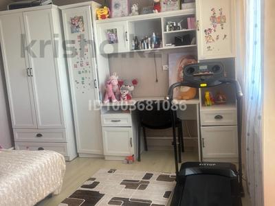 Отдельный дом · 3 комнаты · 70 м² · 12 сот., Набережная 10 — Самозастройка за 13 млн 〒 в Сарани