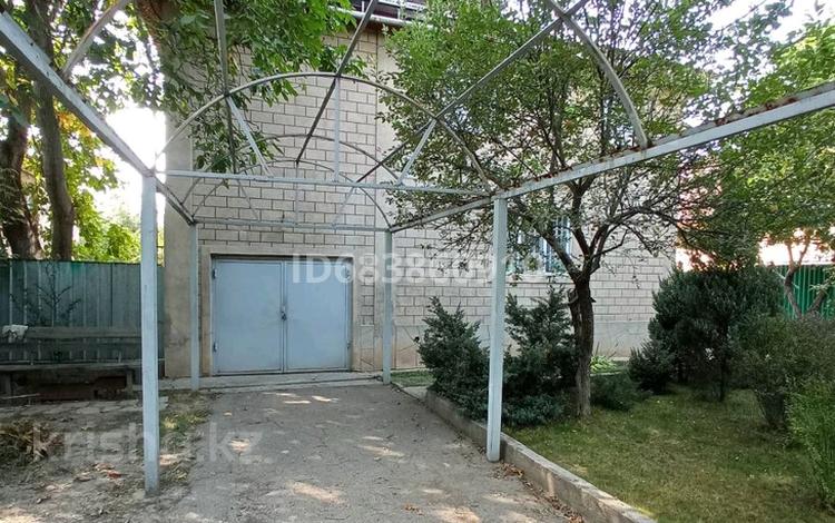 Отдельный дом • 6 комнат • 300 м² • 8 сот., ул. Айша биби 18 за 90 млн 〒 в Алматы — фото 13