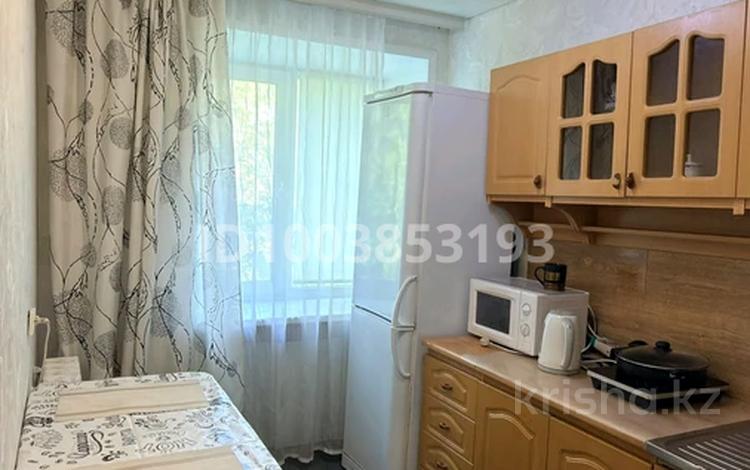 1-комнатная квартира · 32 м² · 3/9 этаж, Потанина 41 за 10 000 ₸ в Усть-Каменогорске, Ульбинский — фото 12