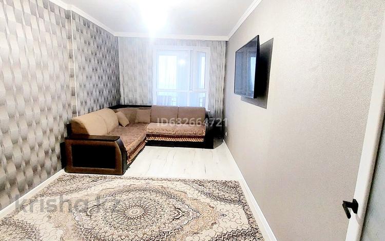 1-комнатная квартира, 53 м² посуточно, А-62 ул 1/2 за 13 000 〒 в Астане, Алматы р-н — фото 39