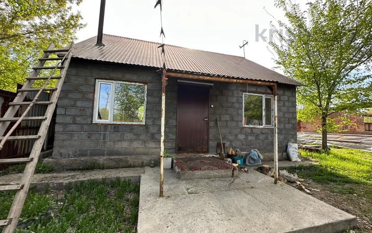 Жеке үй · 3 бөлме · 65 м² · 12 сот., Ст Озеленитель Ульбинская 1А, бағасы: 9.9 млн ₸ в Усть-Каменогорске — фото 10