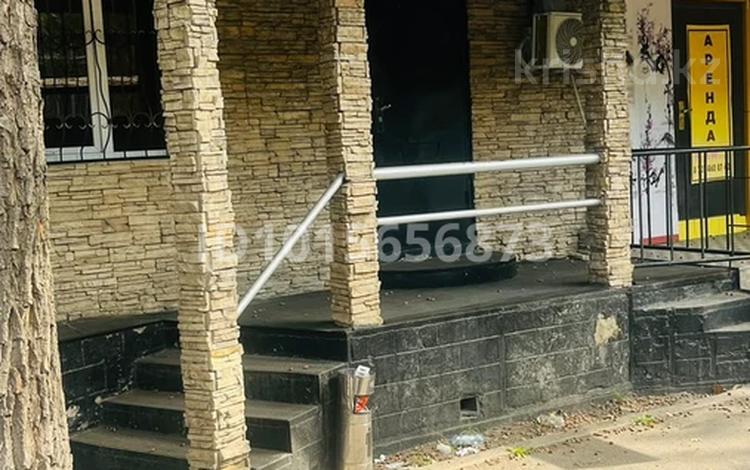 Офисы, магазины и бутики, салоны красоты · 38 м² за 300 000 ₸ в Талдыкоргане — фото 2