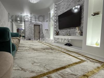 5-комнатная квартира · 145 м² · 6/10 этаж, мкр Болашак 129К за 52 млн 〒 в Актобе