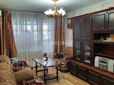 Продажа квартир в Западно-Казахстанской обл.: 3-комнатная квартира · 62.4 м² · 3/5 этаж, 8Марта 131 — 3-ья школа за 25 млн 〒 3-комнатная квартира · 62.4 м² · 3/5 этаж, 8Марта 131 — 3-ья школа за 25 млн 〒 в Уральске