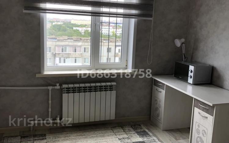 3-бөлмелі пәтер · 63 м² · 9/9 қабат, Жилгородок ш/а., бағасы: 20 млн ₸ в Актобе, мкр Жилгородок — фото 5