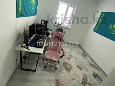 Часть дома · 4 комнаты · 180 м² · 180 сот., мкр Бирлик-2, 8 7 за 24 млн ₸ в Атырау