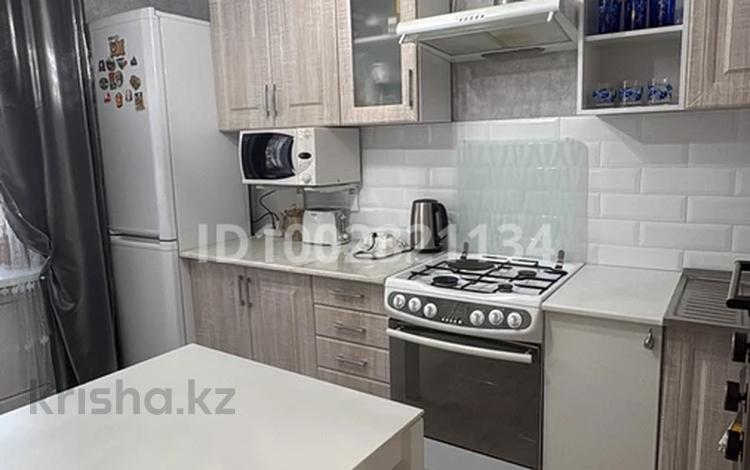 3-бөлмелі пәтер · 67.2 м² · 3/5 қабат, 68 квартал 6, бағасы: 23 млн ₸ в Темиртау — фото 2
