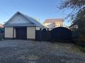 Отдельный дом · 4 комнаты · 180 м² · 5 сот., Переулок школьный 10 — Сзади 31 школы за 47 млн ₸ в Актобе, мкр. Курмыш