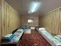12 бөлме · 400 м² · 1/2 қабат, Кенесары 58/1 — Гостевой дом «Остров Робинзона», бағасы: 15 000 ₸ в Бурабае — фото 9