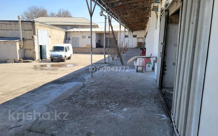 Склады · 300 м² за 540 000 ₸ в Шымкенте, Енбекшинский р-н — фото 2