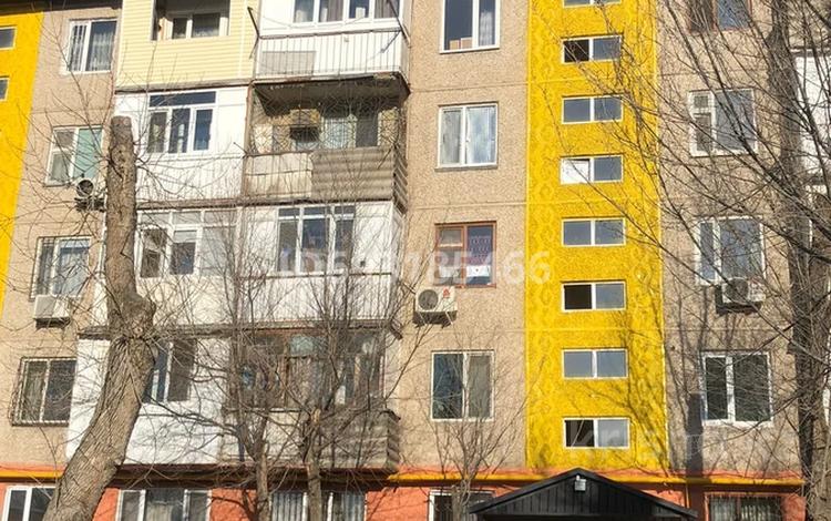 3-бөлмелі пәтер, 63.9 м², 3/5 қабат, Рысбек батыра, бағасы: 22 млн 〒 в Таразе — фото 2