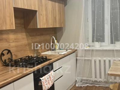 Жеке үй · 4 бөлме · 100 м² · 5 сот., Амангельды 76 — Шакарима, бағасы: 35 млн ₸ в Семее