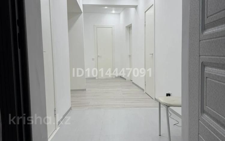 3-комнатная квартира · 100 м² · 4/5 этаж, Тынышбаева 3 — Сейфулина - Тынышбаева (район вокзала Алматы-1) за 60 млн ₸ в Турксибский р-н — фото 2