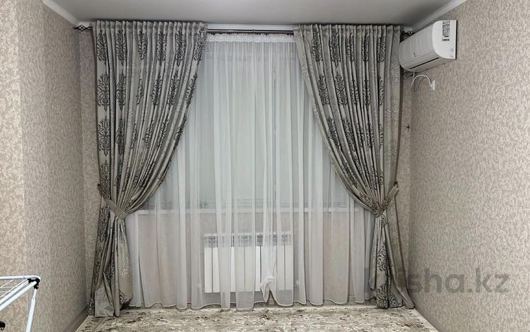 2-бөлмелі пәтер, 54 м², 5/5 қабат ай сайын, мкр Бозарык, бағасы: 80 000 〒 в Шымкенте, Каратауский р-н — фото 2