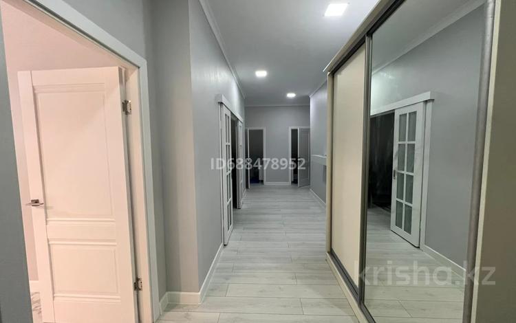 3-бөлмелі пәтер · 98 м² · 2/8 қабат, мкр Нурсая, New City, бағасы: 500 000 ₸ в Атырау — фото 2