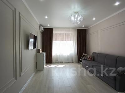 2-бөлмелі пәтер · 86 м² · 6/10 қабат, Алтын орда ш/а., Санкибай батыра, бағасы: 35 млн ₸ в Актобе, мкр. Алтын орда