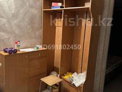 3-бөлмелі пәтер · 70 м² · 1/5 қабат, Манаш 5, бағасы: 17.5 млн ₸ в Атырау, мкр Жилгородок