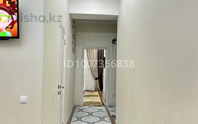 3-бөлмелі пәтер · 105 м² · 8/8 қабат, 33-ш/а. 3, бағасы: 40 млн ₸ в Актау, 33-й мкр — фото 8