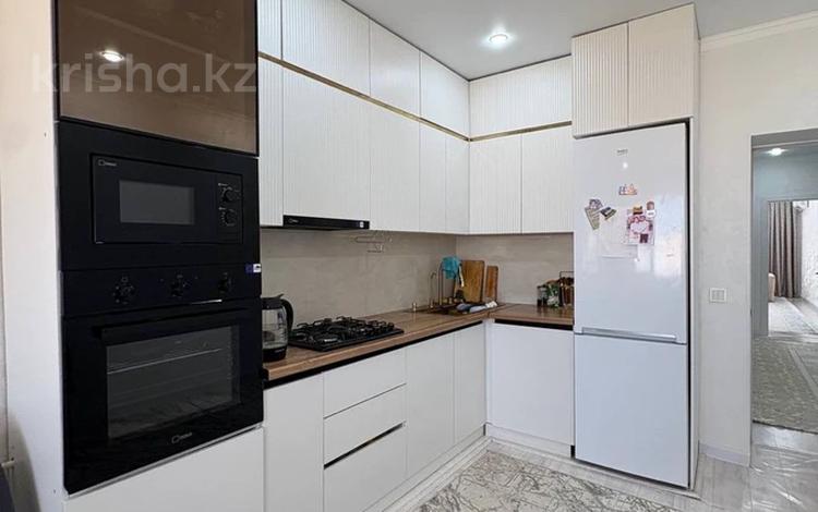 2-комнатная квартира · 82 м² · 5/5 этаж, 29а мкр 167 за 16.5 млн ₸ в Актау — фото 2