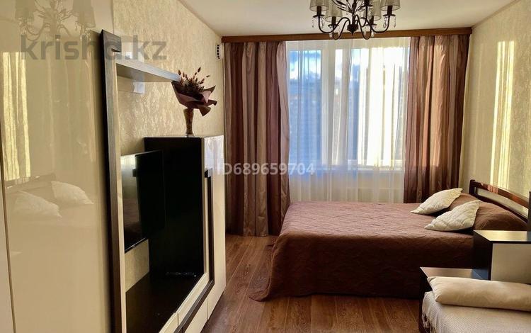 1-бөлмелі пәтер · 39 м² · 10/17 қабат, Бектурова 4/6, бағасы: 15 000 ₸ в Астане, Есильский р-н — фото 2