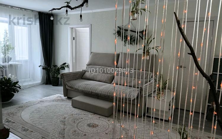 2-бөлмелі пәтер · 41 м² · 2/5 қабат, 30 гвардейской дивизии 16 67 — 45 аптека, бағасы: 20 млн ₸ в Усть-Каменогорске — фото 2