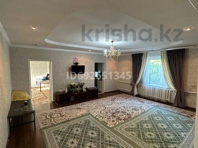 Отдельный дом • 4 комнаты • 140 м² • 10 сот., Кобыланды 19 за 18 млн 〒 в Туркестане