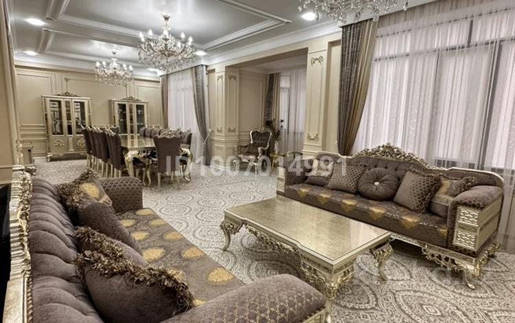 Жеке үй · 6 бөлме · 335 м² · 8 жүзд., Дулатова 1а, бағасы: 180 млн ₸ в Атырау, мкр Жилгородок — фото 2