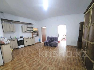 3-комнатная квартира, 62 м², 4/4 этаж помесячно, Абая за 120 000 〒 в Талдыкоргане