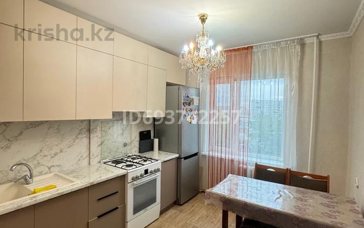 4-комнатная квартира · 76 м² · 6/9 этаж, Бозтаева 40 К за 35 млн ₸ в Семее, Красный Кордон — фото 15