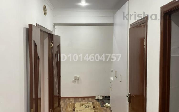 2-комнатная квартира · 58 м² · 1/5 этаж, Мкр астана 2 7 за 130 000 ₸ в  — фото 2