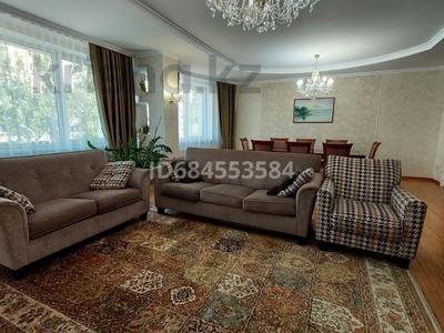 4-бөлмелі пәтер · 201 м² · 4/13 қабат, Назарбаева 223 — Ганди, бағасы: 800 000 ₸ в Алматы, Бостандыкский р-н