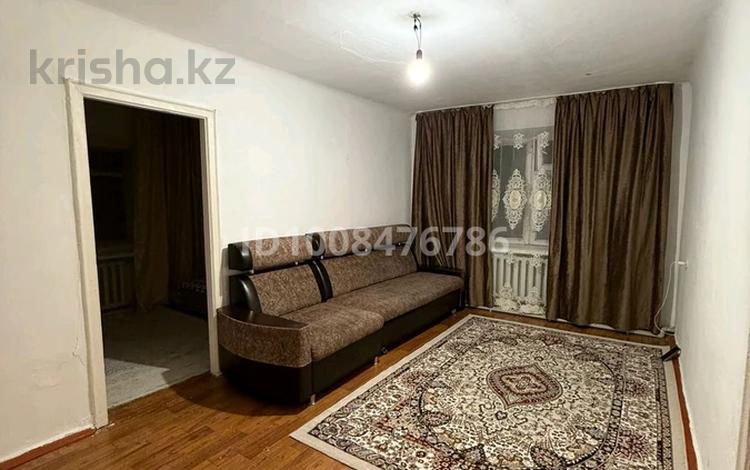 2-бөлмелі пәтер · 48 м² · 1/5 қабат, Саңырак батыра — Центр, бағасы: 8 000 ₸ в Каратау — фото 5