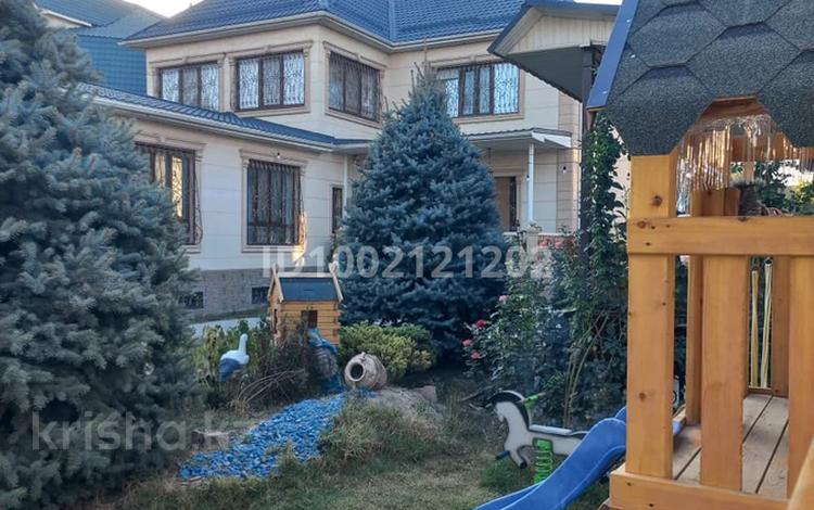 Отдельный дом · 10 комнат · 350 м² · 8 сот., Еспаева — Айтиева за 220 млн 〒 в Таразе — фото 3