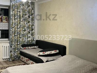 1-комнатная квартира · 38 м² · 1/10 этаж, мкр 11 103 — Находится в 11мкр Рядом с 25 этажками и улицей Аз-Наурыз за 12 000 〒 в Актобе