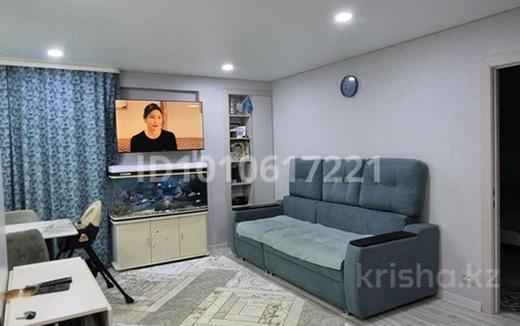 3-бөлмелі пәтер · 70 м² · 1/9 қабат, Қазыбек би 7/1, бағасы: 33 млн ₸ в Усть-Каменогорске — фото 2