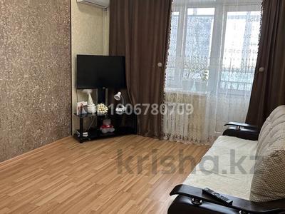 1-комнатная квартира · 52 м² · 6/9 этаж, 10 микрорайон 24 за 17 млн ₸ в Аксае