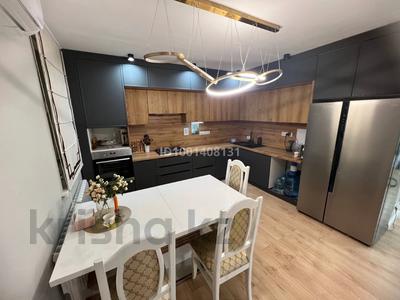 3-комнатная квартира · 120 м² · 2/9 этаж, Самал 82/1 за 49 млн 〒 в Уральске