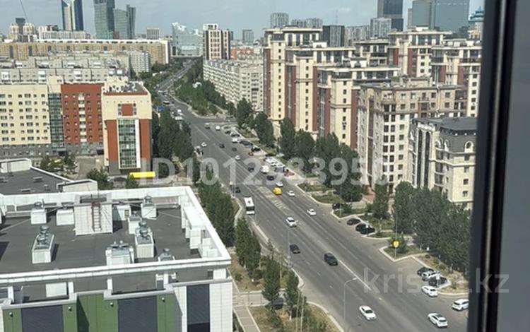 2-комнатная квартира · 56.8 м² · 17/24 этаж, Сауран 15 — Сауран и Орынбор за 45 млн ₸ в Астане, Есильский р-н — фото 2