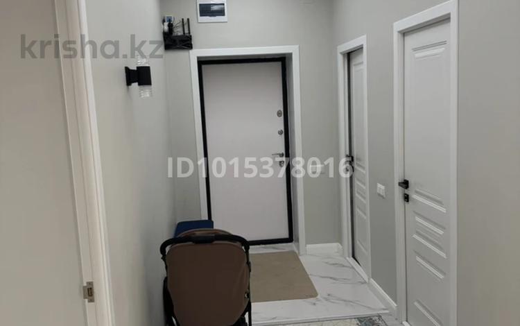 3-комнатная квартира · 110 м² · 2/8 этаж, 19-й мкр 45 за 41 млн ₸ в Актау — фото 2