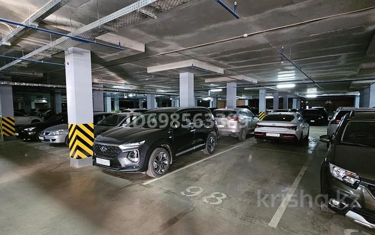 Паркинг · 14 м² · Толе би 59 — Green line Асыл Мура, Курмангазы. за Ханшатыр за 35 000 ₸ в Астане — фото 2
