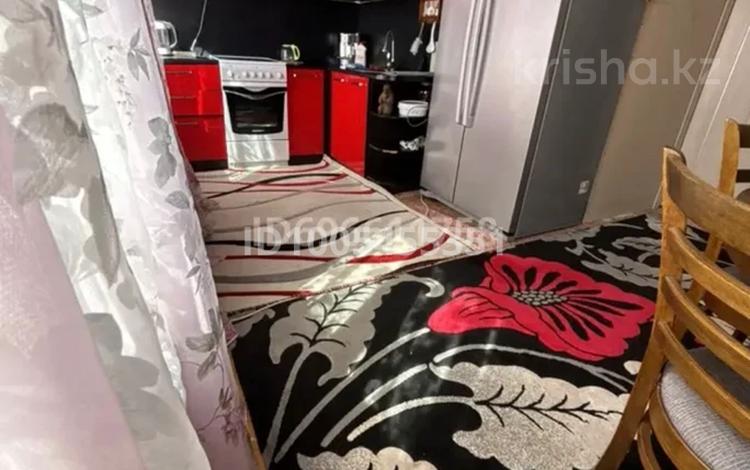 4-бөлмелі пәтер · 63 м² · 1/5 қабат, Абая 16, бағасы: 13 млн ₸ в Новой бухтарме — фото 2