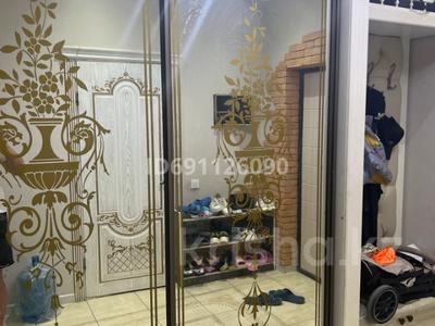Жеке үй · 4 бөлме · 215 м² · 10 жүзд., Береке, улица СарыАрка 94 — Поселок Береке, бағасы: 45 млн ₸ в Атырау, Береке (Память Ильича)