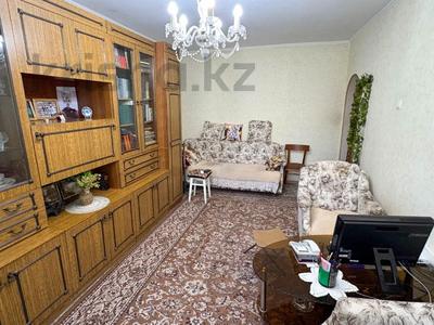 Продажа квартир в Жетысу обл.: 2-комнатная квартира · 43 м² · 4/4 этаж, Жетису 22 за 11.6 млн 〒 2-комнатная квартира · 43 м² · 4/4 этаж, Жетису 22 за 11.6 млн 〒 в Талдыкоргане, мкр Жетысу