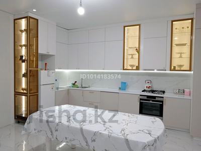 Отдельный дом · 6 комнат · 260 м² · 10 сот., жилой массив Жанаконыс-2, Участок 78 — Школа 85 за 46 млн ₸ в Актобе