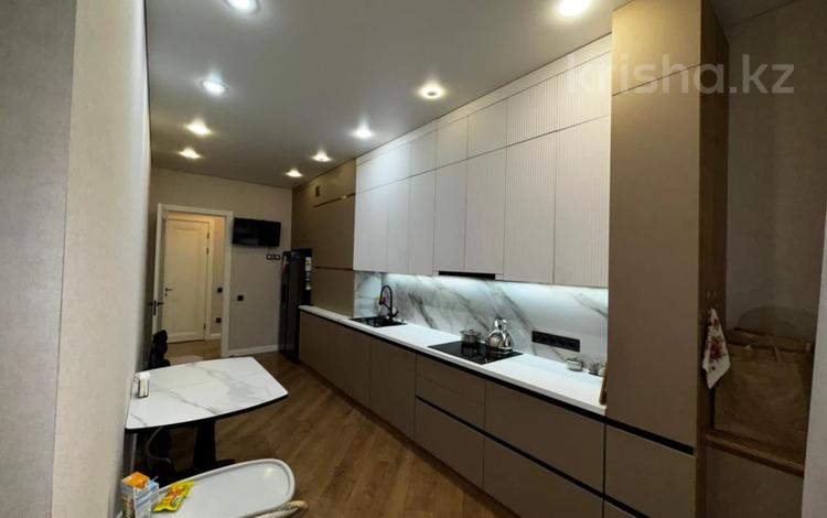 4-комнатная квартира · 117.5 м² · 10/19 этаж, мкр Юго-Восток, Камали Дюсембекова 83/1 — мкр Юго-Восток за 67 млн ₸ в Караганде, Казыбек би р-н — фото 2