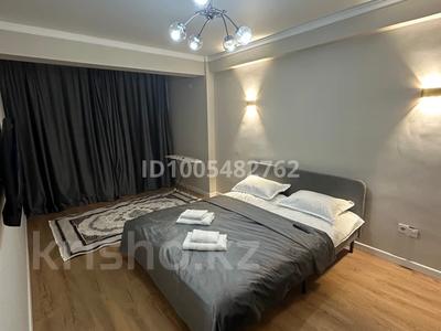 1-комнатная квартира · 51 м² · 8/10 этаж, Сейфуллина 51 — Кассина от Аэропорта 15 мин, 5 мин от ЖД Вокзал-1. за 16 000 〒 в Алматы, Турксибский р-н