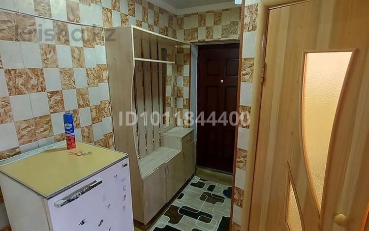 2-бөлмелі пәтер · 42 м² · 5/5 қабат, ул. Алтынсарина 11, бағасы: 7.5 млн ₸ в Кентау — фото 2